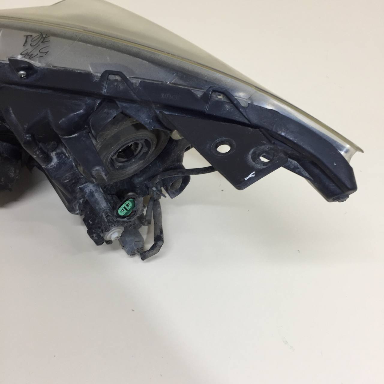 Фара правая Mazda Mazda 3 (BM) 2013-2016 Фара правая Mazda Mazda 3 (BM) 2013-2016
