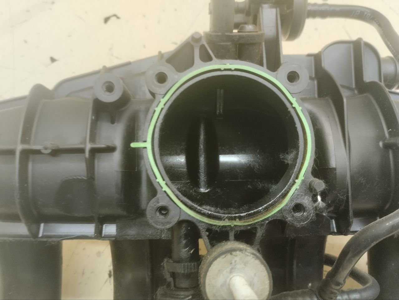 Коллектор впускной Volkswagen Passat B7 2011-2015