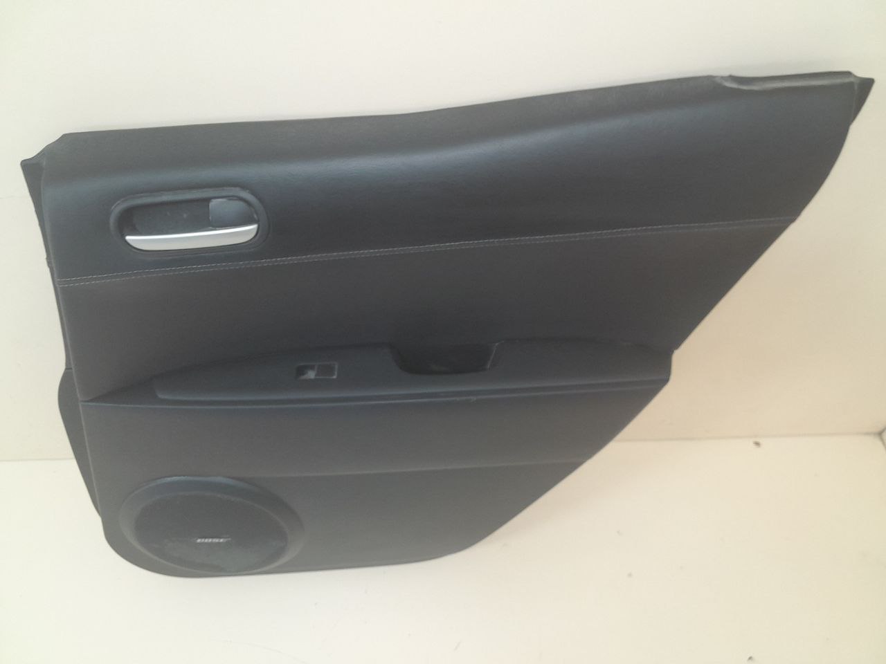 Обшивка двери задней правой Mazda CX-7 (ER) 2006-2012
