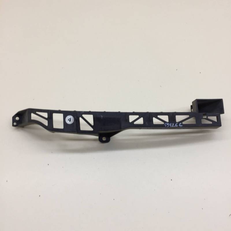 Кронштейн фар правый Mazda Mazda 3 (BK) 2002-2009