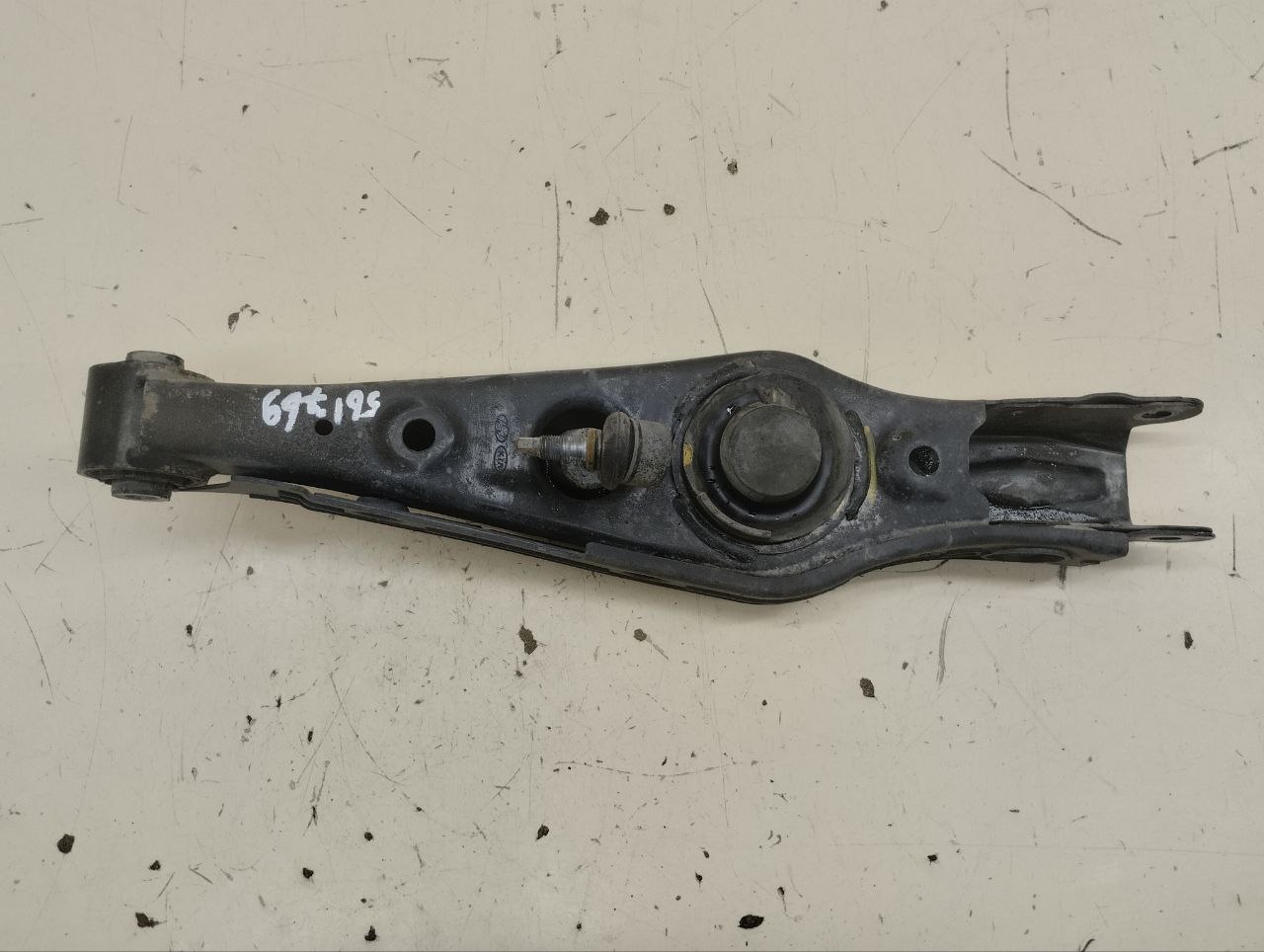 Рычаг задний нижний левый Hyundai Tucson (TL) 2015-2021