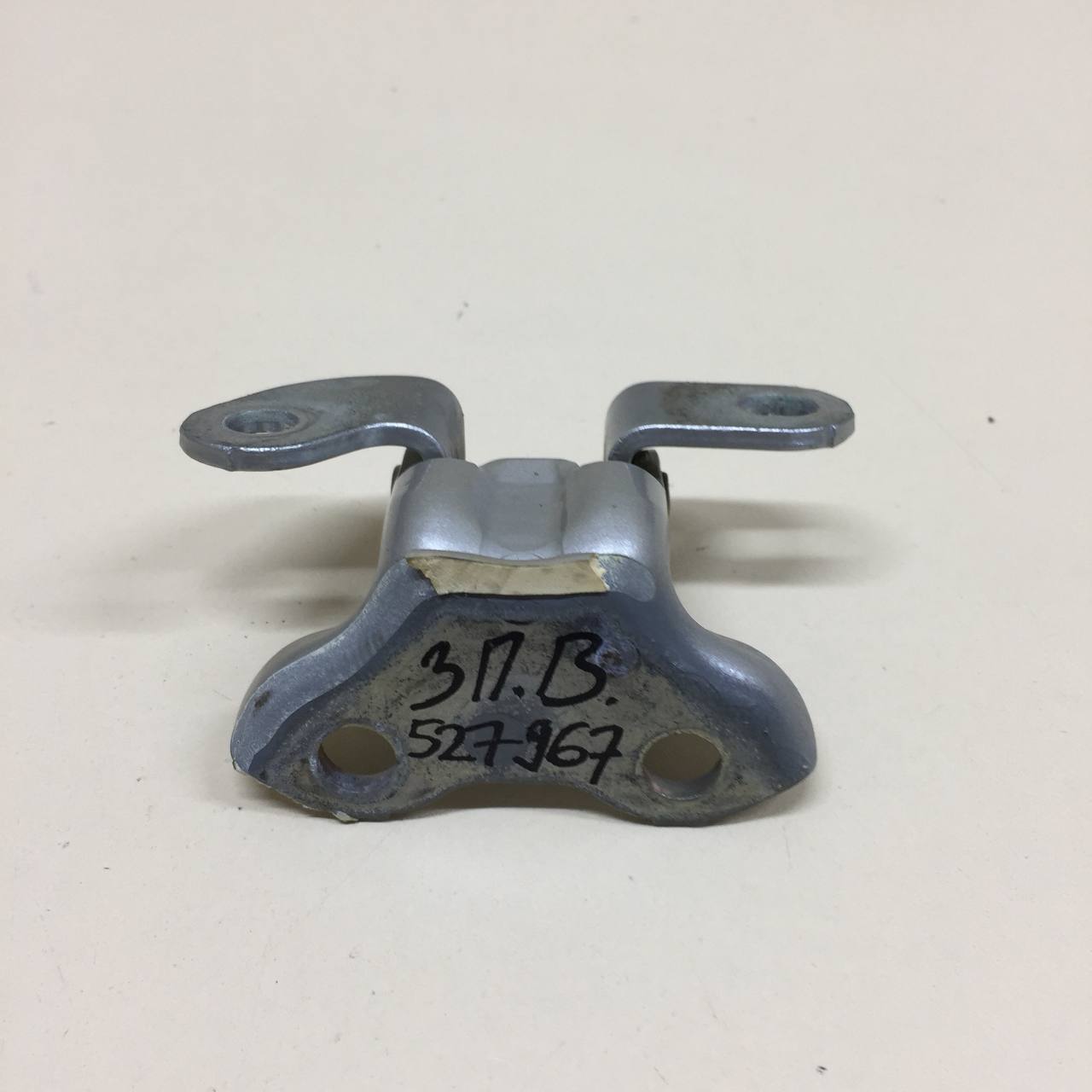 Петля двери задней правой верхняя Toyota Auris (E150) 2006-2012 Петля двери задней правой верхняя Toyota Auris (E150) 2006-2012