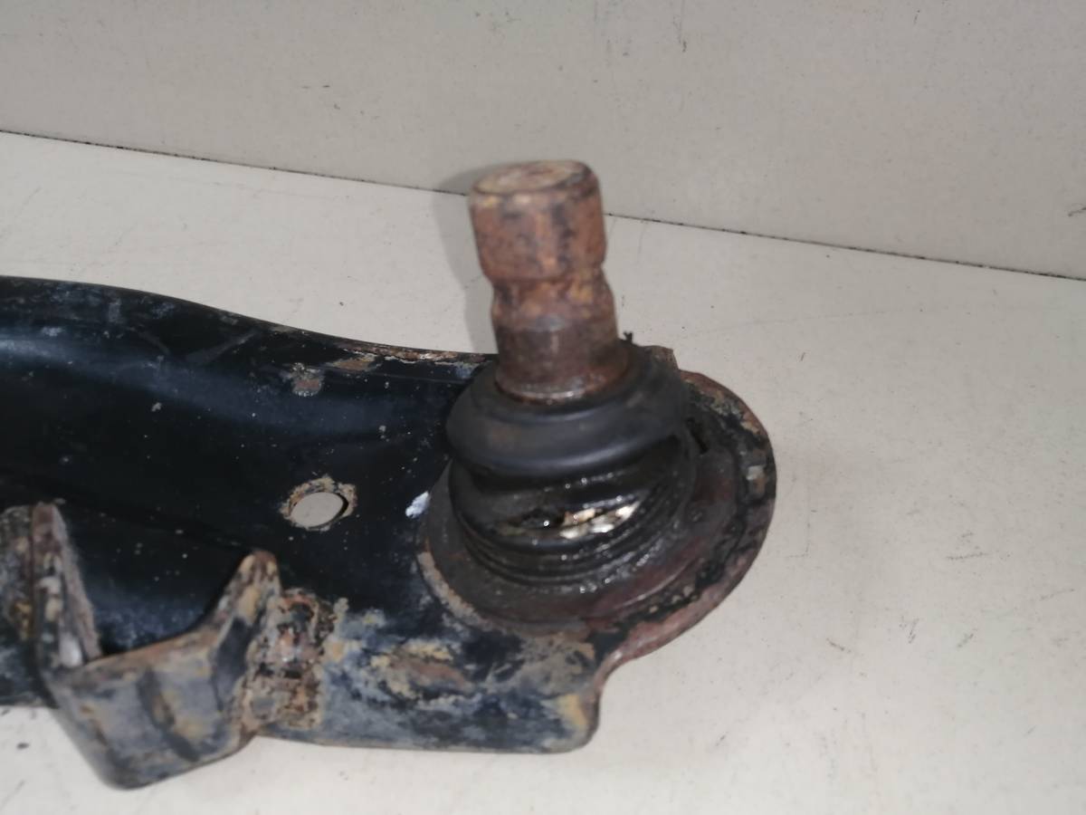 Рычаг передний правый Kia Picanto (TA) 2011-2017