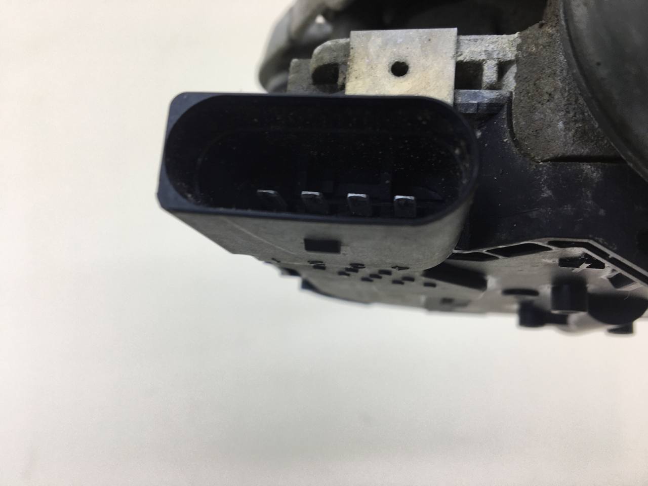 Моторчик стеклоочистителя передний Ford Focus 3 2011>