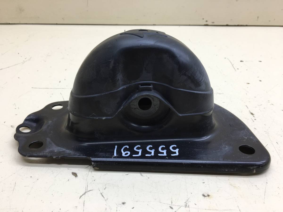 Кронштейн Toyota Camry (XV70) 2017>