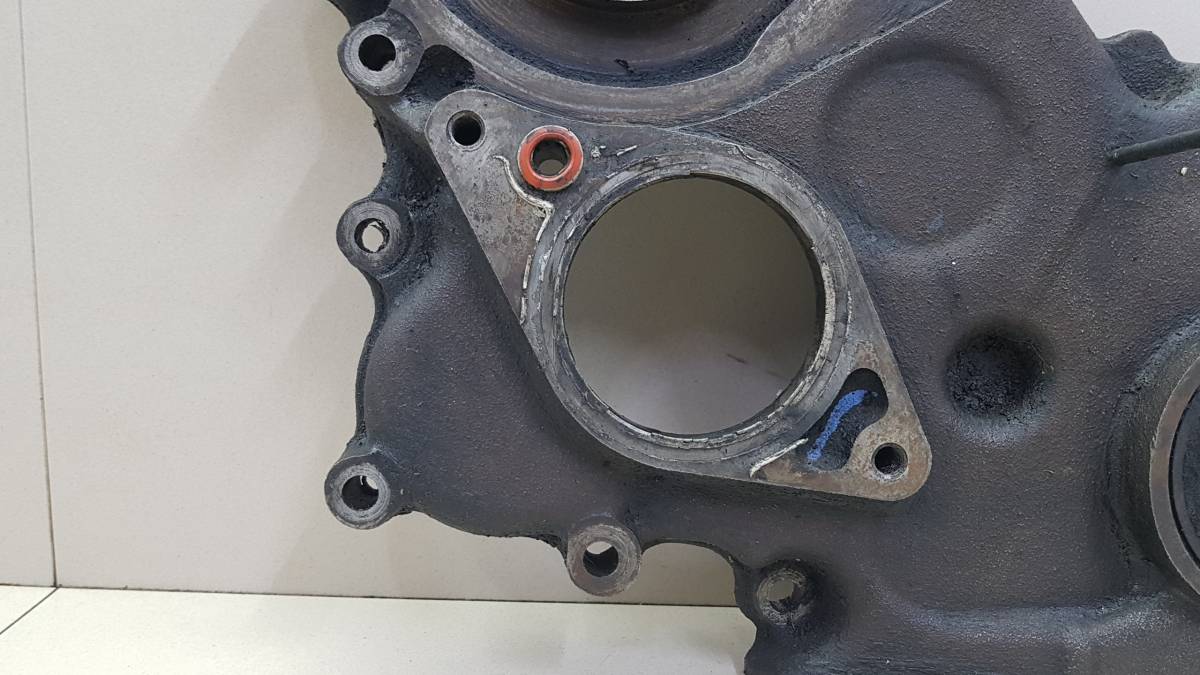 Крышка двигателя передняя Mazda BT-50 2006-2012