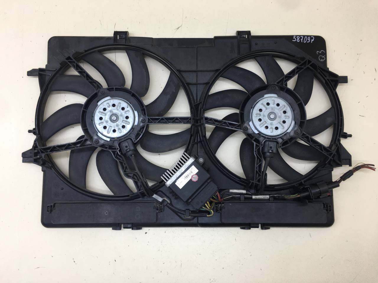 Диффузор вентилятора Audi Audi Q3 (8U) 2012>