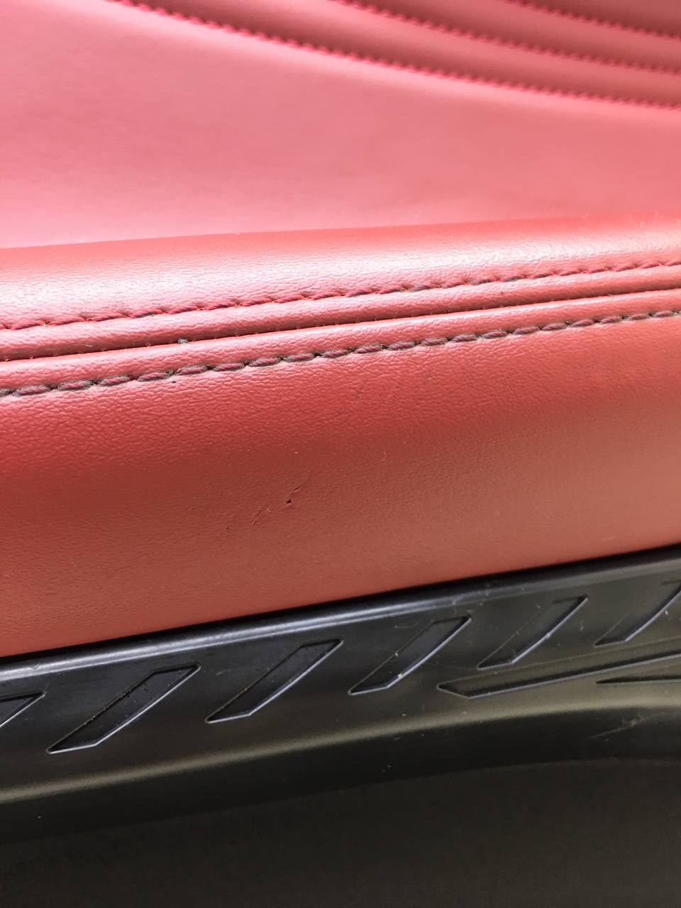 Обшивка двери передней левой EXEED RX 2022>