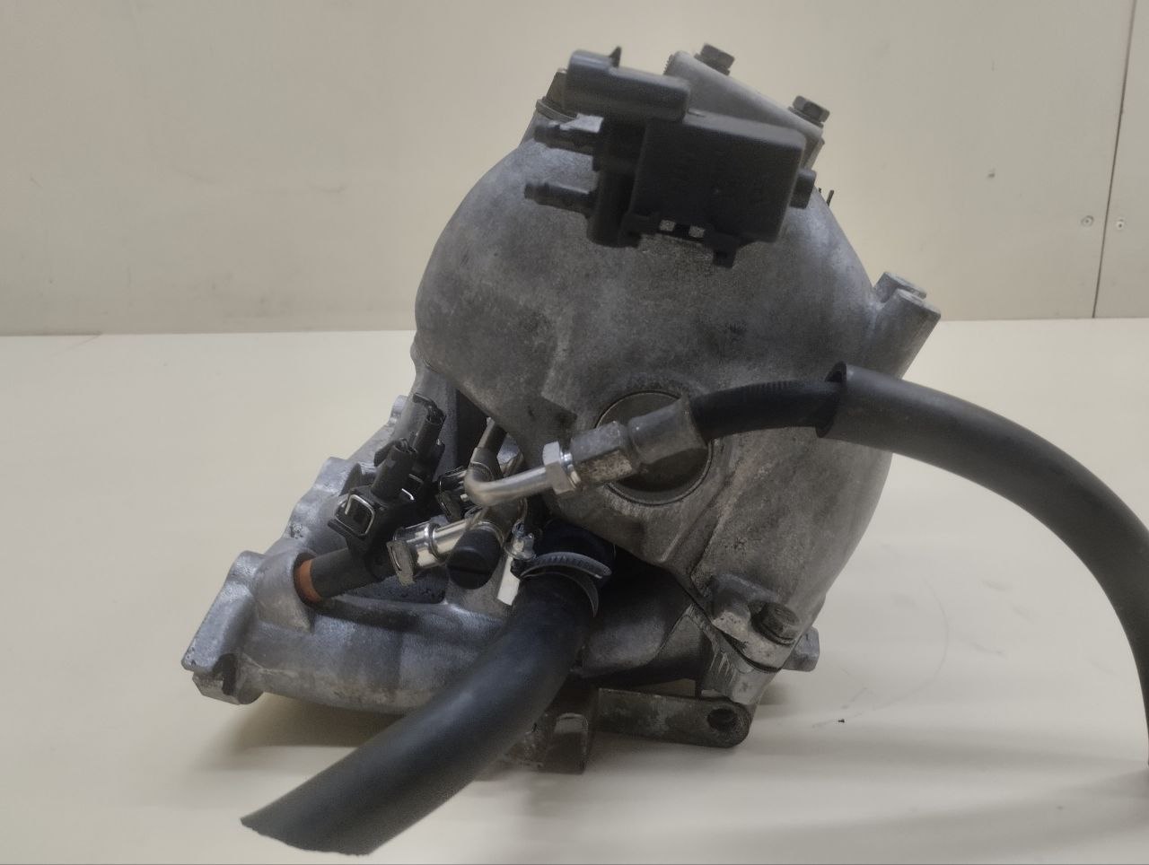 Коллектор впускной Chevrolet Niva 2009-2020