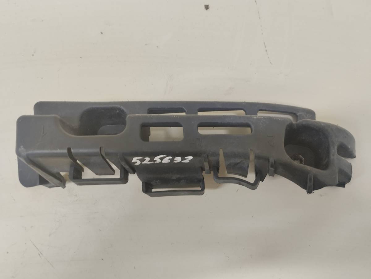 Направляющая заднего бампера левая Chevrolet Cruze (J300) 2009-2016