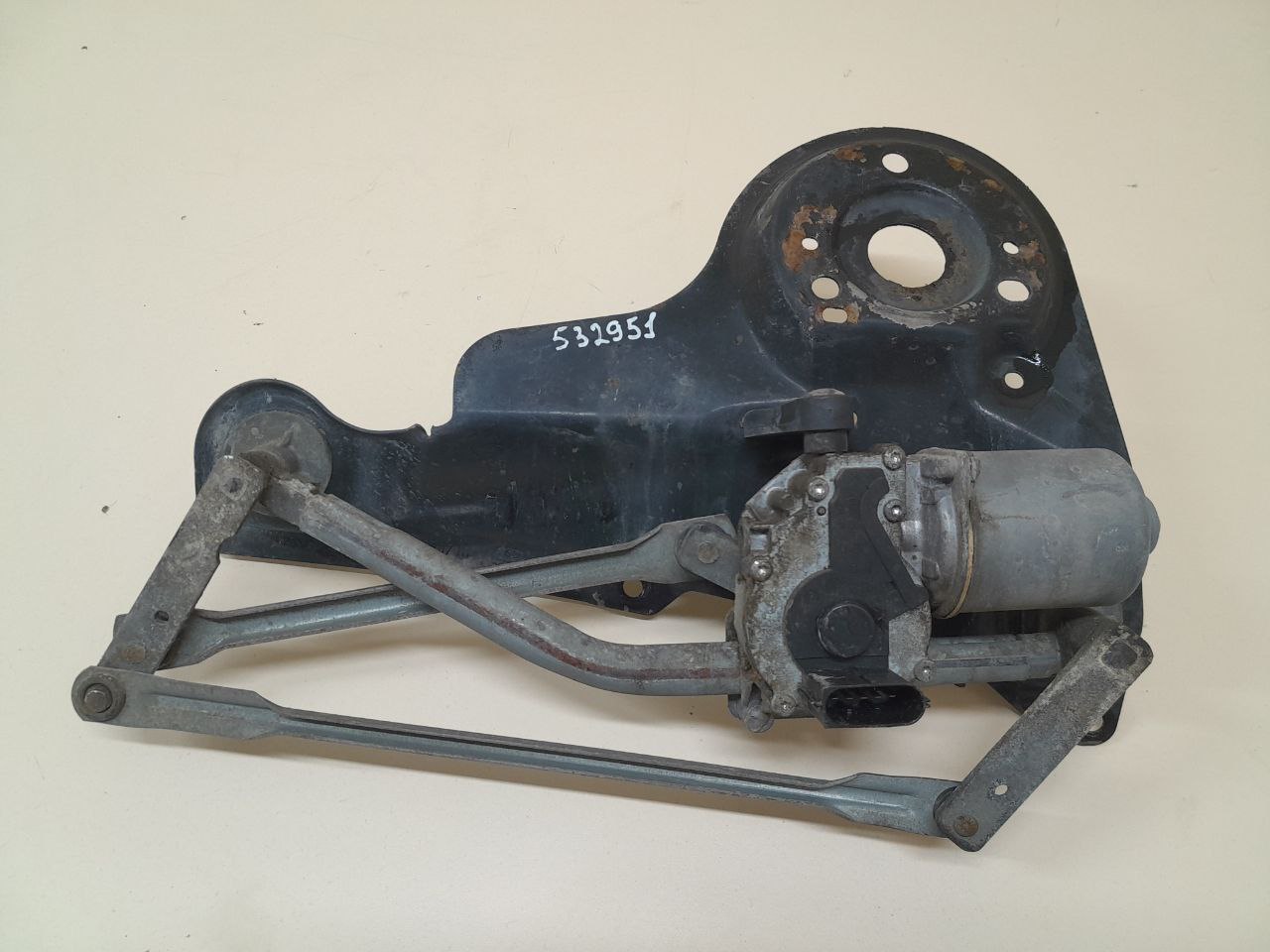 Трапеция стеклоочистителей Ford Fiesta (MK5) 2002-2008