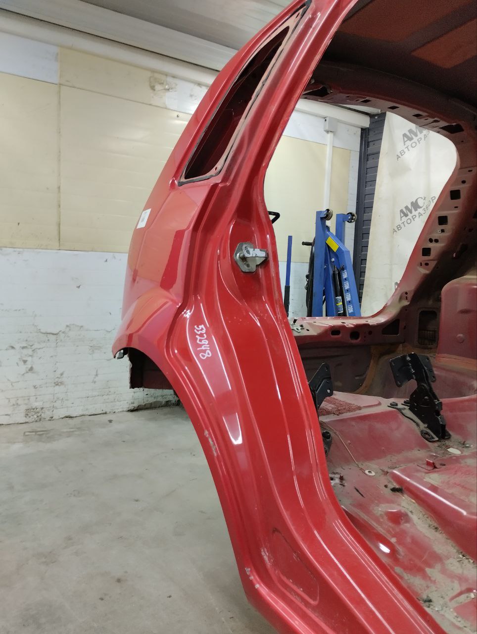 Крыло заднее правое Ford Fiesta (MK5) 2002-2008