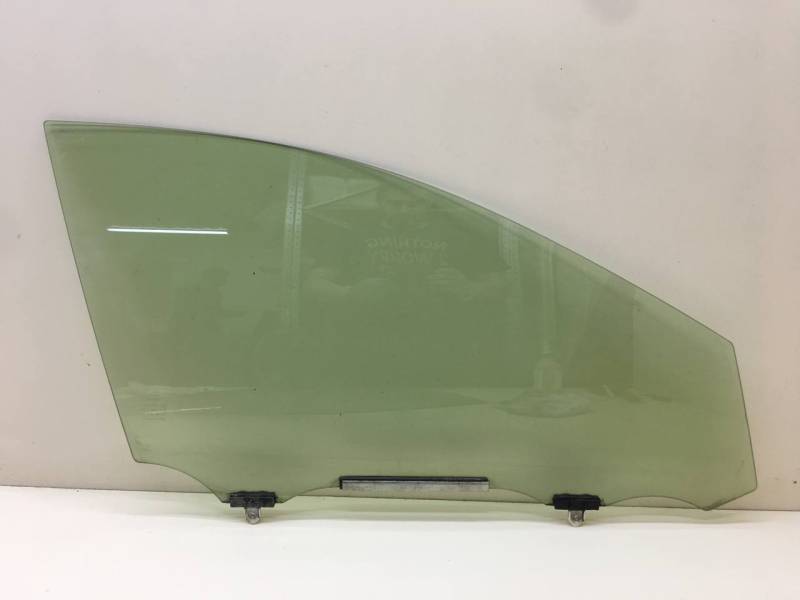 Стекло двери передней правой Toyota Rav 4 (XA40) 2013-2019