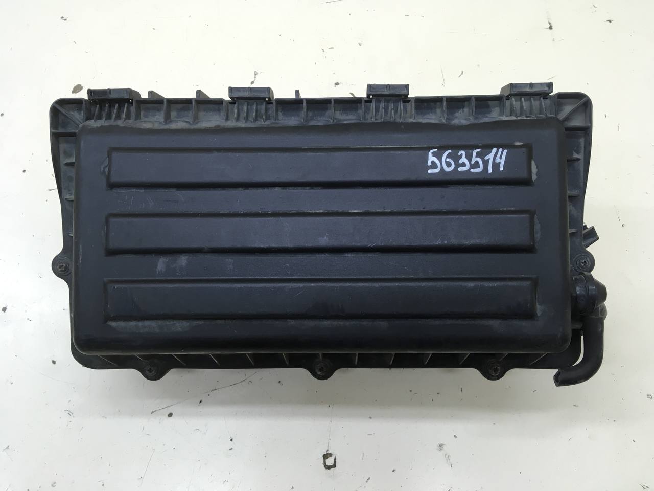 Корпус воздушного фильтра Volkswagen Polo (MK5) 2011-2020 Корпус воздушного фильтра Volkswagen Polo (MK5) 2011-2020