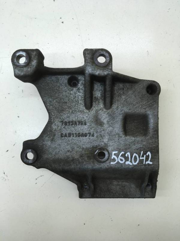 Кронштейн кондиционера Mitsubishi Lancer 9 (CS/Classic) 2000-2011 Кронштейн кондиционера Mitsubishi Lancer 9 (CS/Classic) 2000-2011
