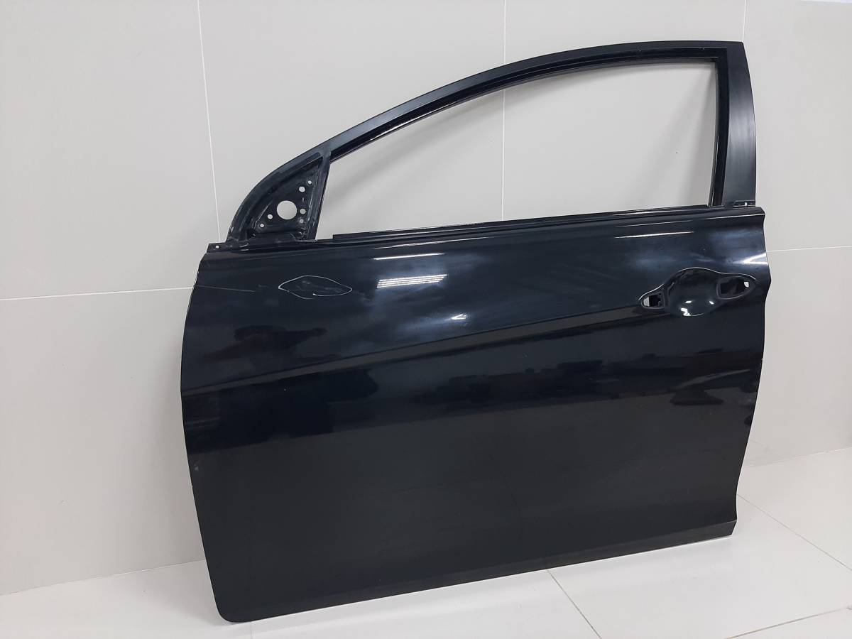 Дверь передняя левая Hyundai Sonata 6 (YF) 2010-2014