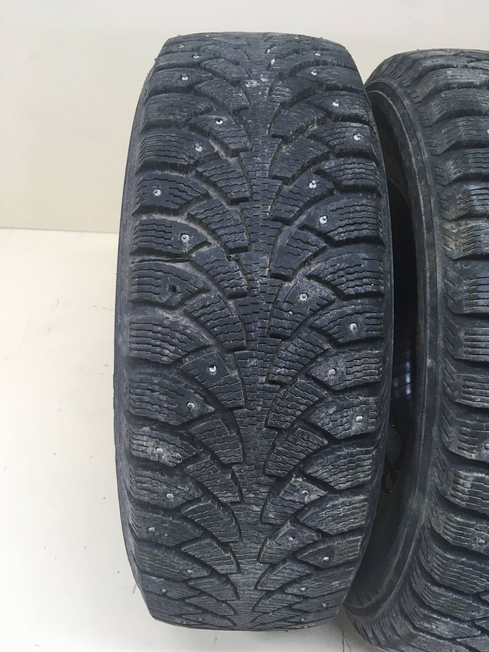 Шины R15 Зимние шипованные Nokian Nordman 4