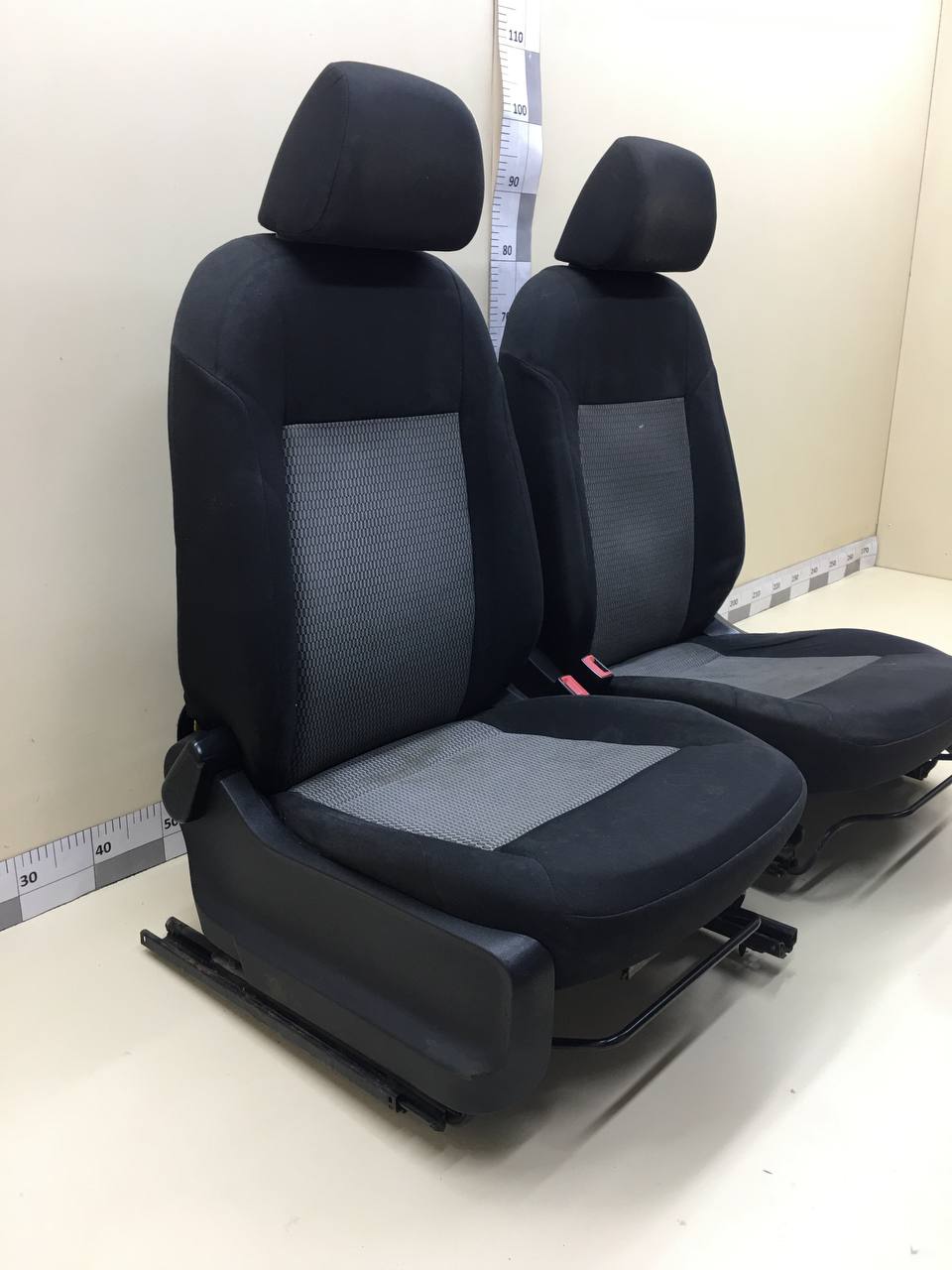 Сиденье (комплект) Volkswagen Polo (MK5) 2011-2020 Сиденье (комплект) Volkswagen Polo (MK5) 2011-2020