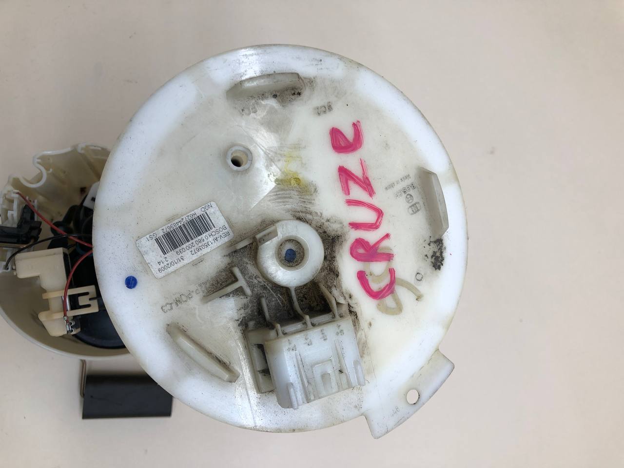 Насос топливный электрический Chevrolet Cruze (J300) 2009-2016