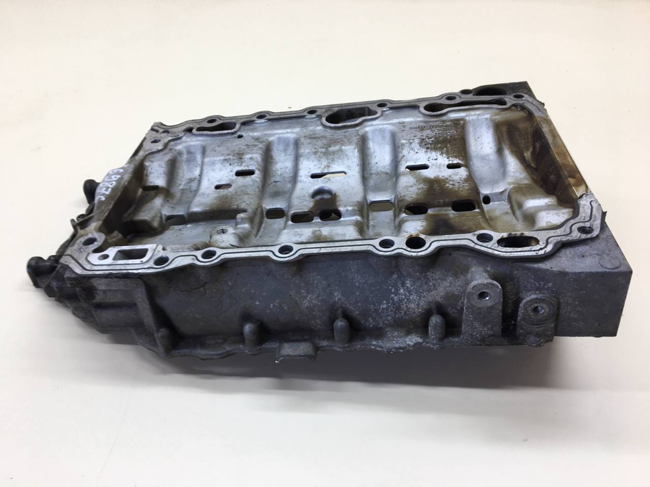 Поддон масляный двигателя Volkswagen Passat B7 2011-2015