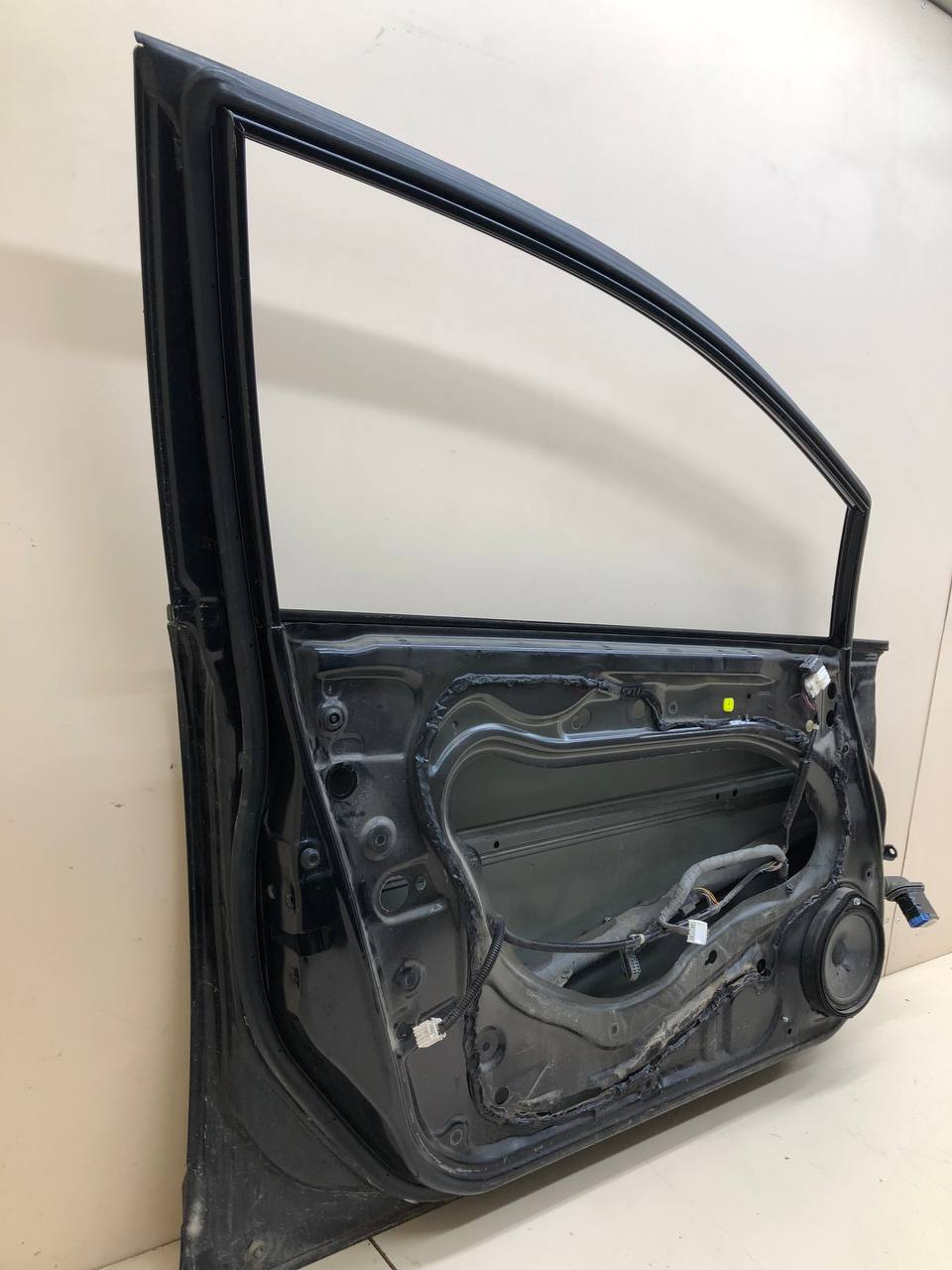 Дверь передняя левая Honda Civic 4D 2006-2012