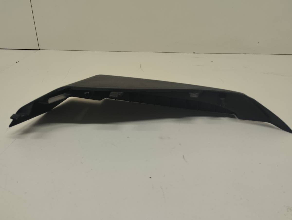 Держатель задней полки Opel Astra J 2010-2017 Держатель задней полки Opel Astra J 2010-2017