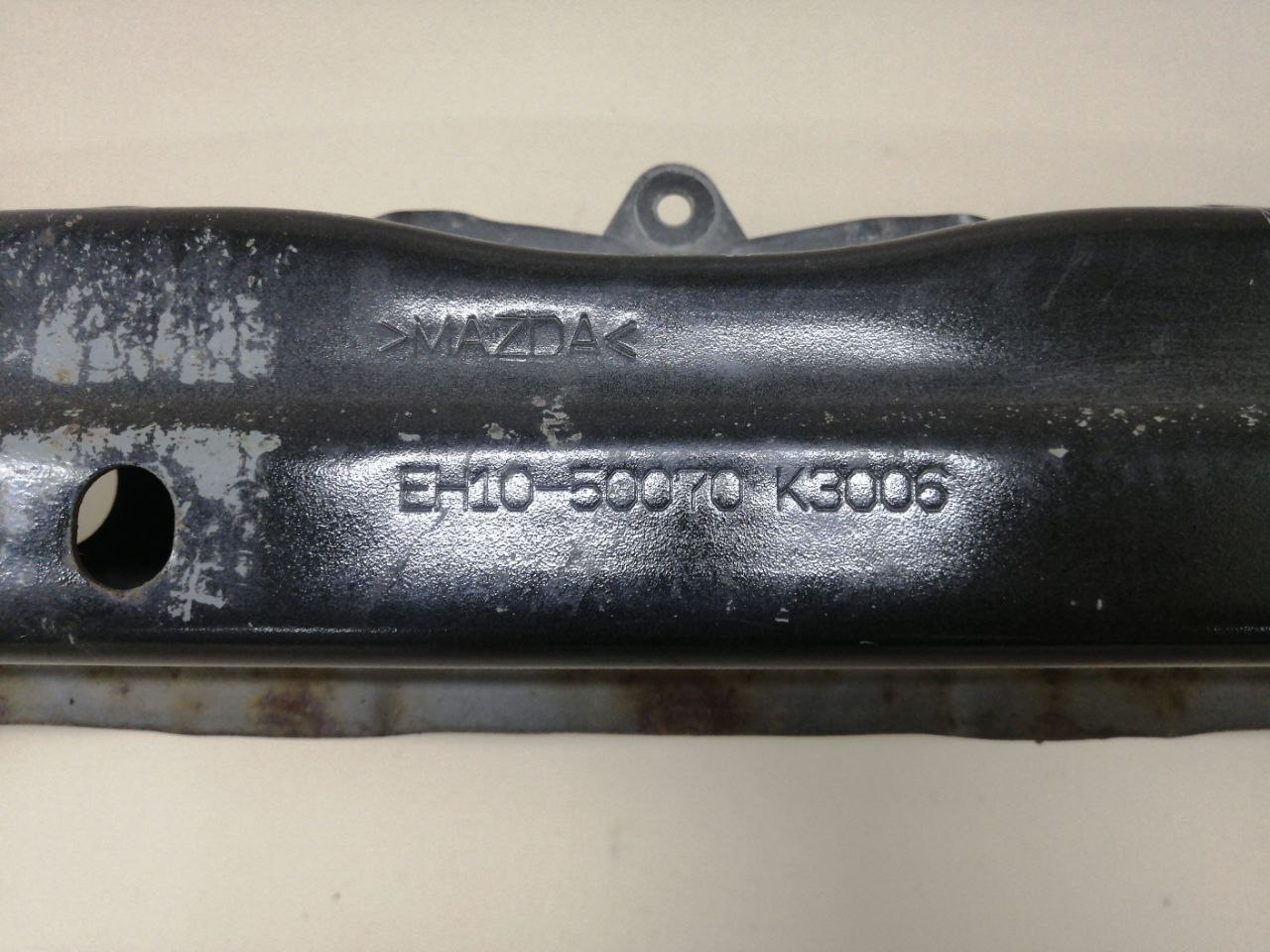 Усилитель переднего бампера Mazda CX-7 (ER) 2006-2012