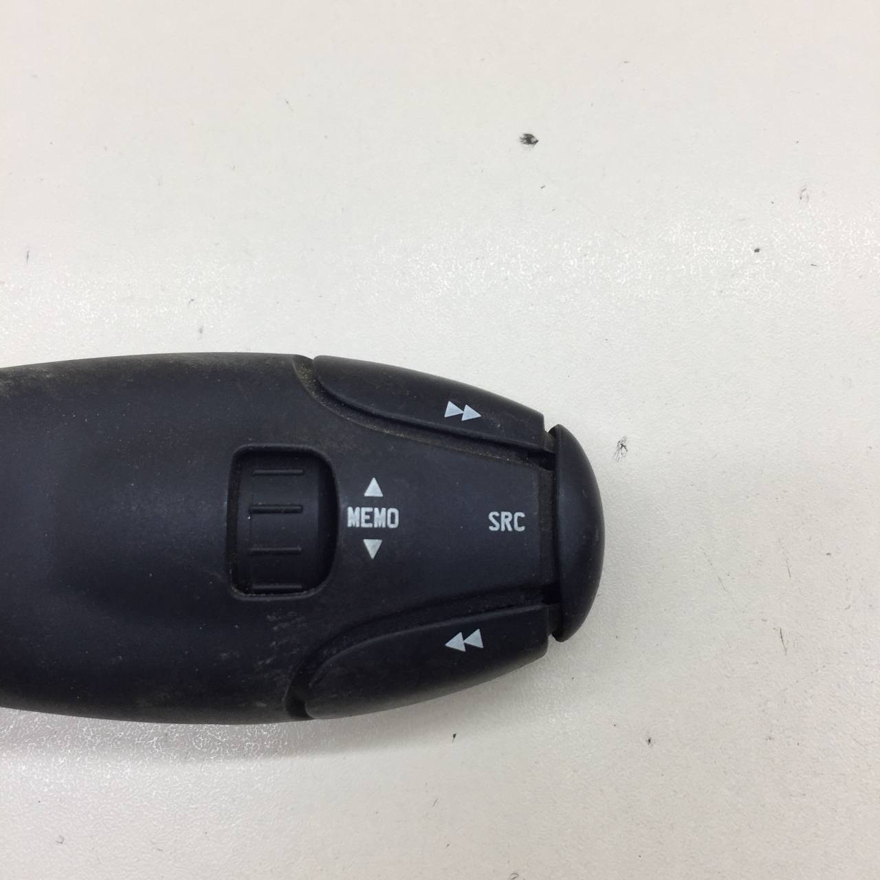 Переключатель подрулевой управления магнитолой Citroen C5 2001-2008