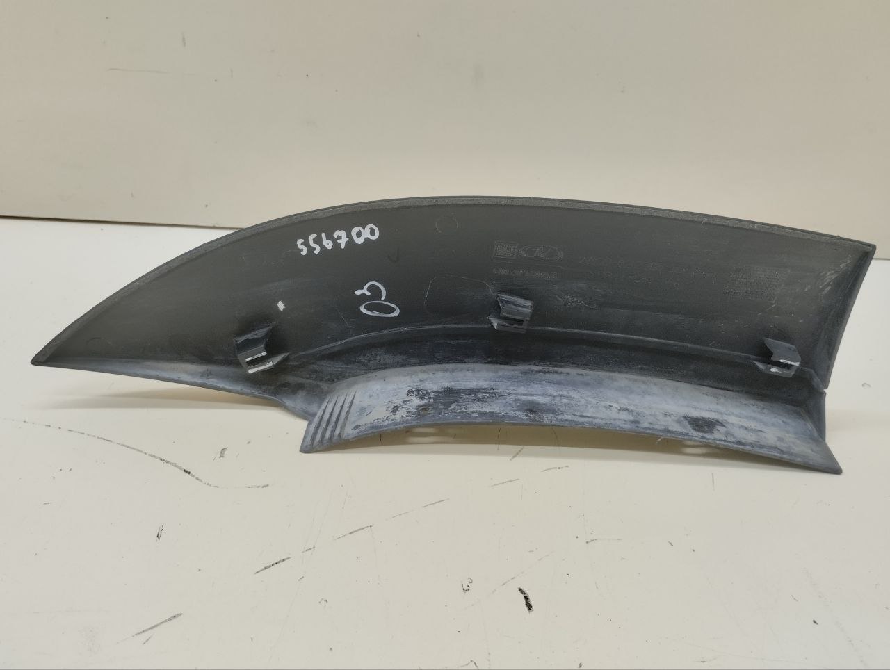 Накладка заднего крыла левого Chevrolet Niva 2009-2020