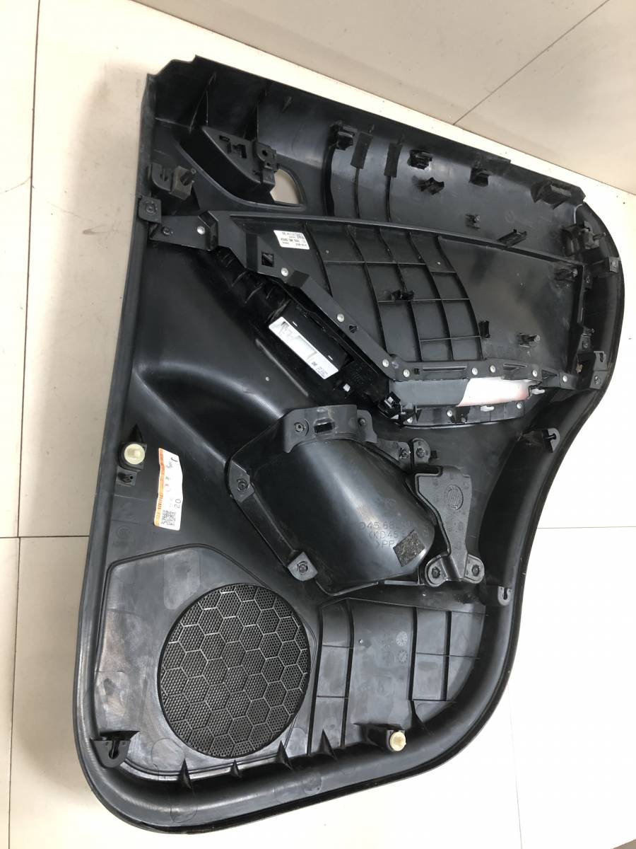 Обшивка двери задней левой Mazda CX-5 (KE) 2011-2017