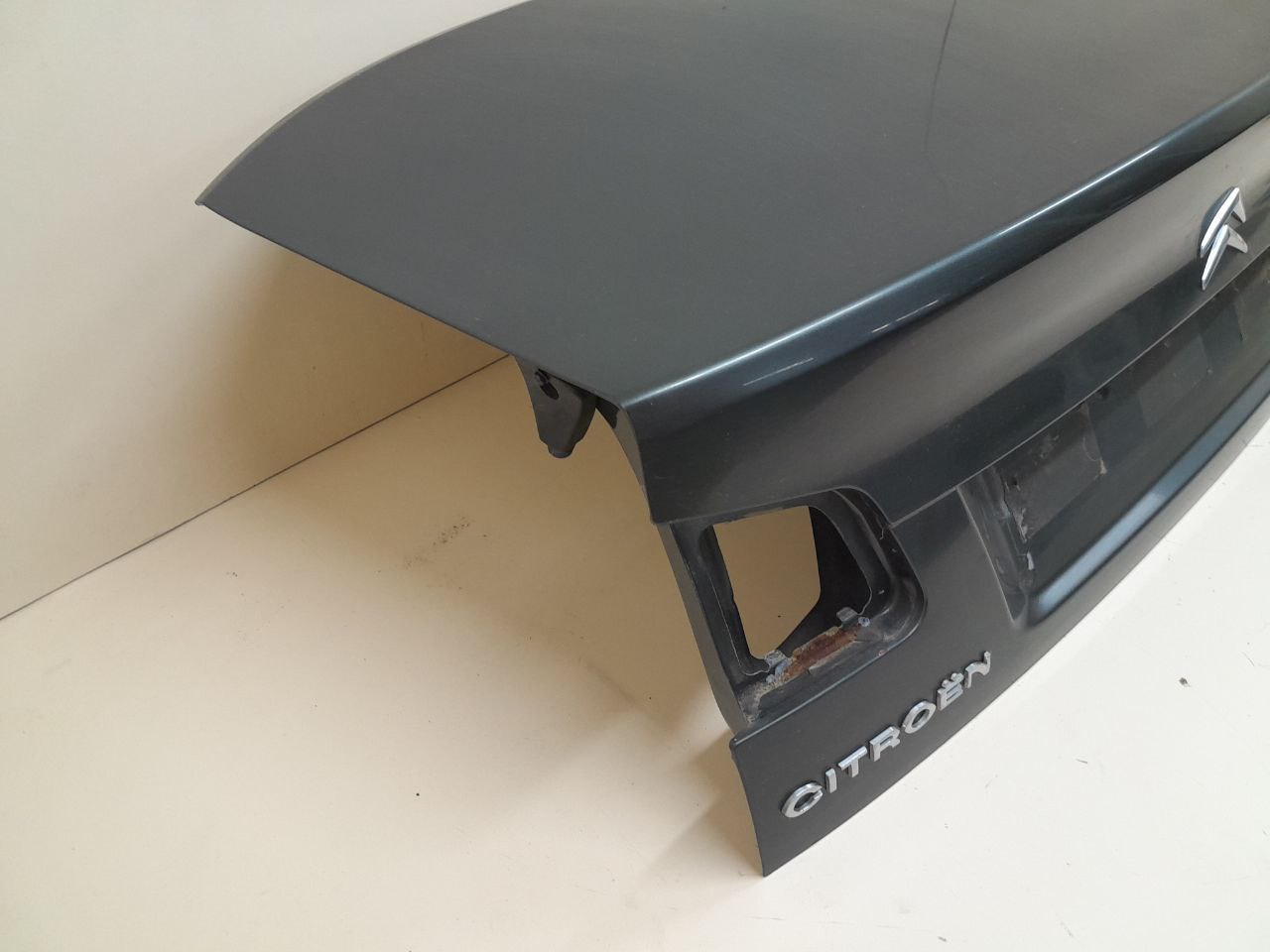 Крышка багажника Citroen C5 2008-2016 Крышка багажника Citroen C5 2008-2016