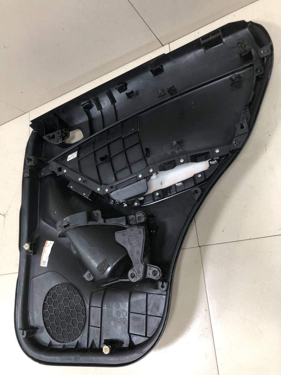 Обшивка двери задней левой Mazda CX-5 (KE) 2011-2017