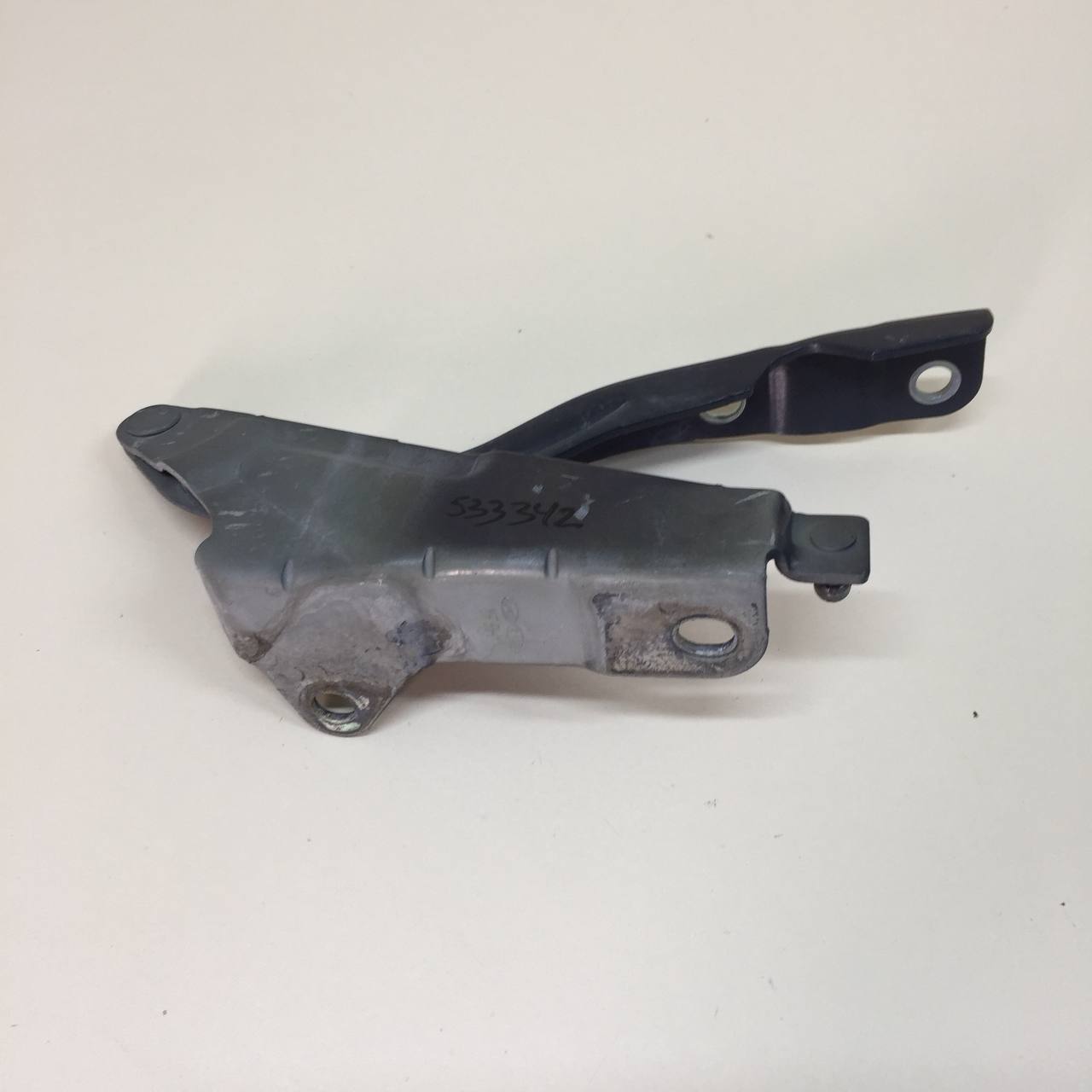Петля капота правая Hyundai Sonata 6 (YF) 2010-2014