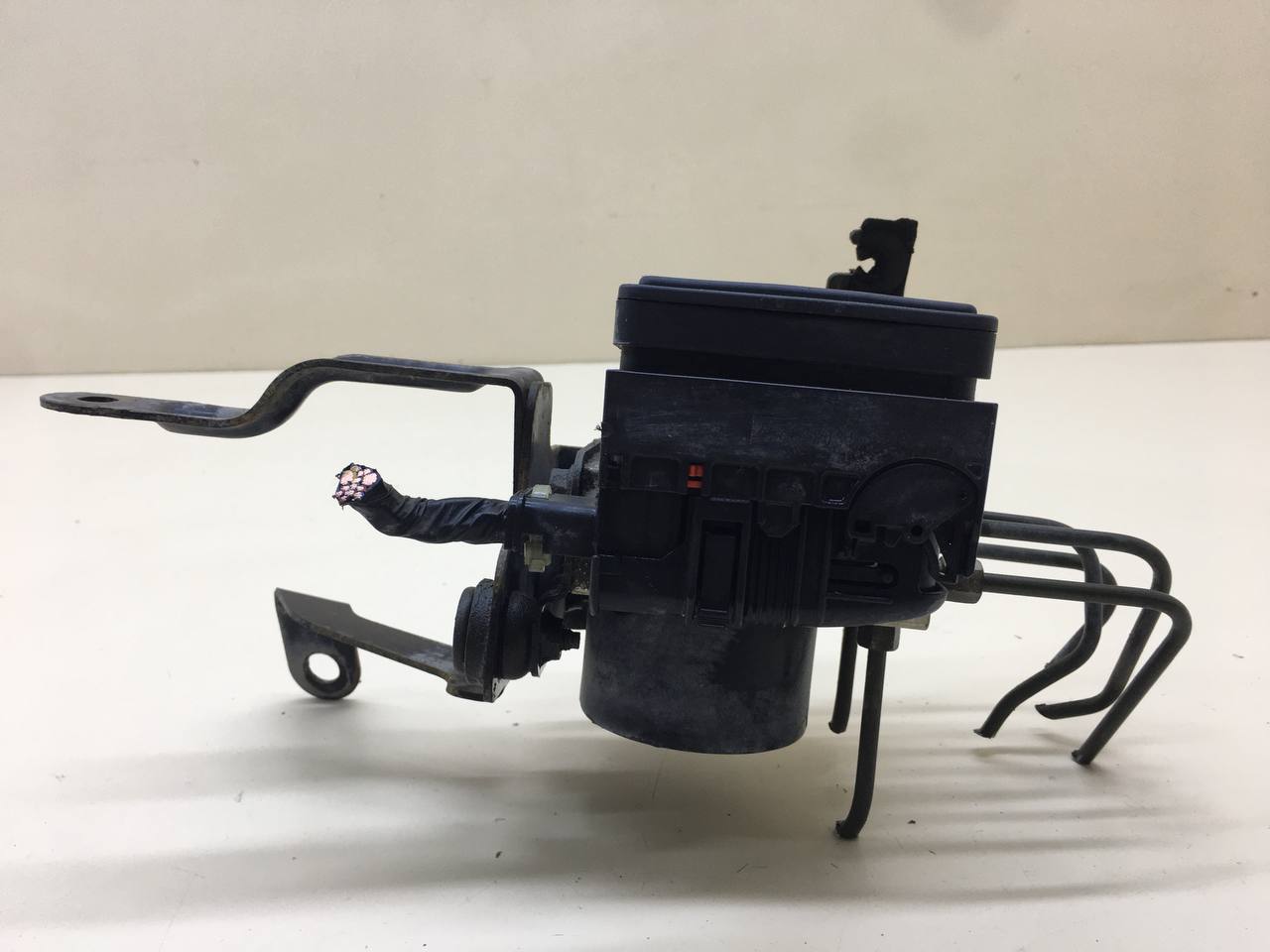 Блок ABS (насос) Mazda Mazda 2 (DE) 2007-2014