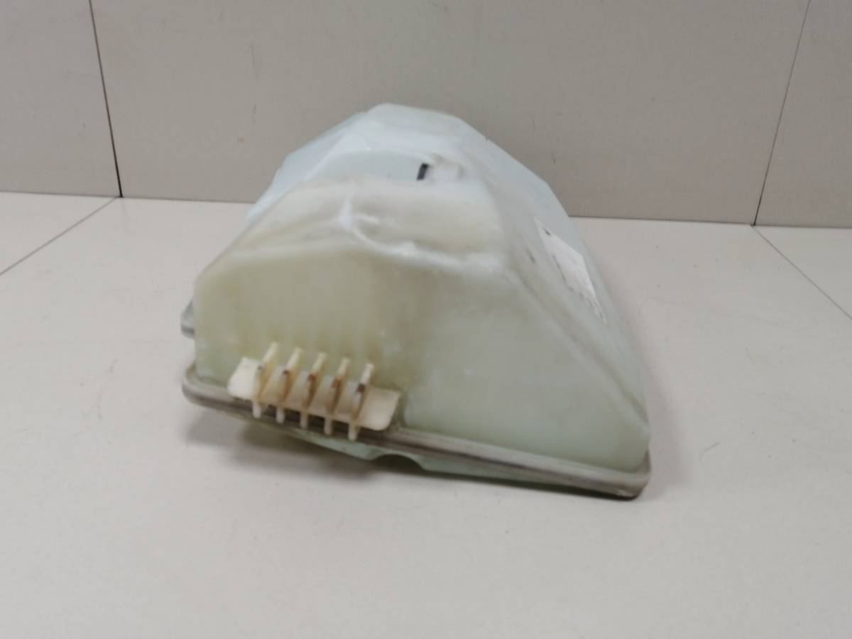 Бачок омывателя лобового стекла Lada Largus 2012>