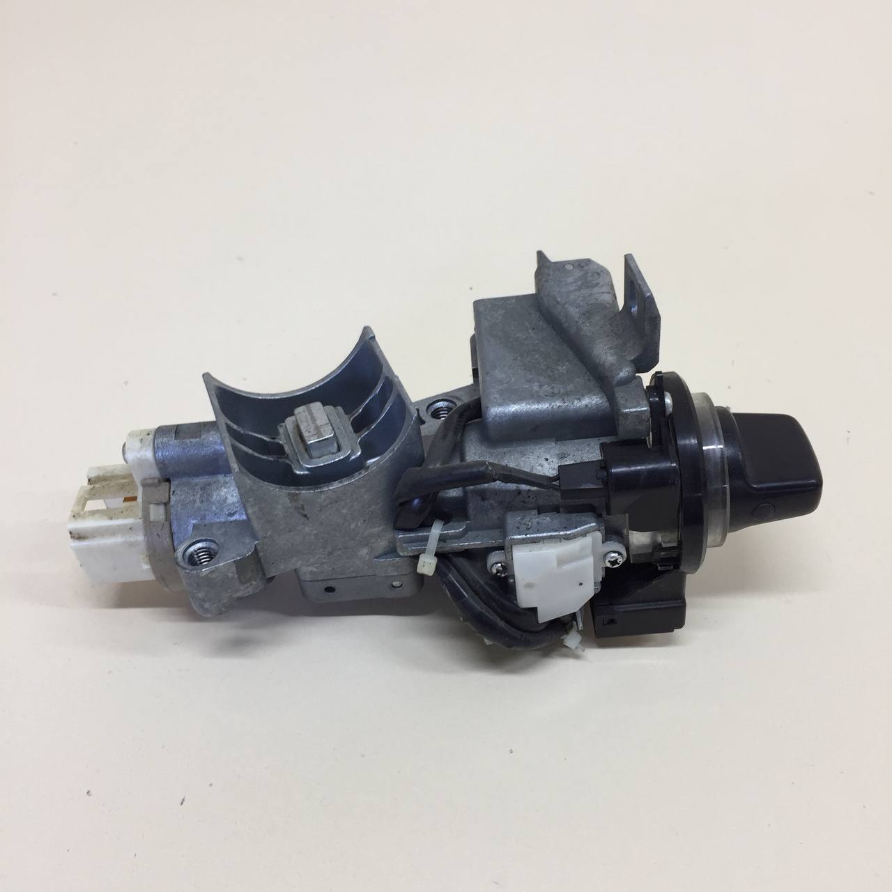 Замок зажигания Mazda CX-7 (ER) 2006-2012 Замок зажигания Mazda CX-7 (ER) 2006-2012