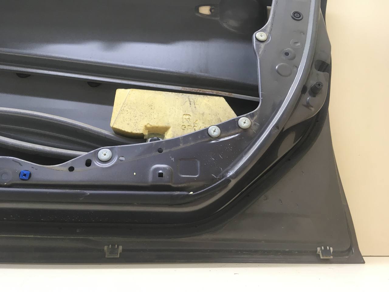 Дверь передняя правая Mazda Mazda 6 (GG) 2002-2007 Дверь передняя правая Mazda Mazda 6 (GG) 2002-2007