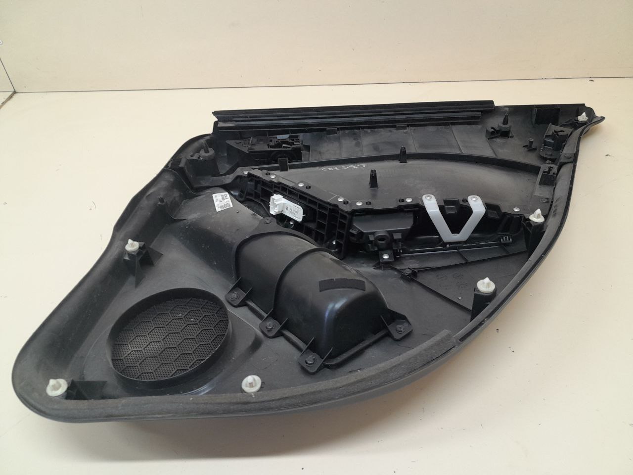 Обшивка двери задней левой Mazda Mazda 3 (BM) 2013-2016