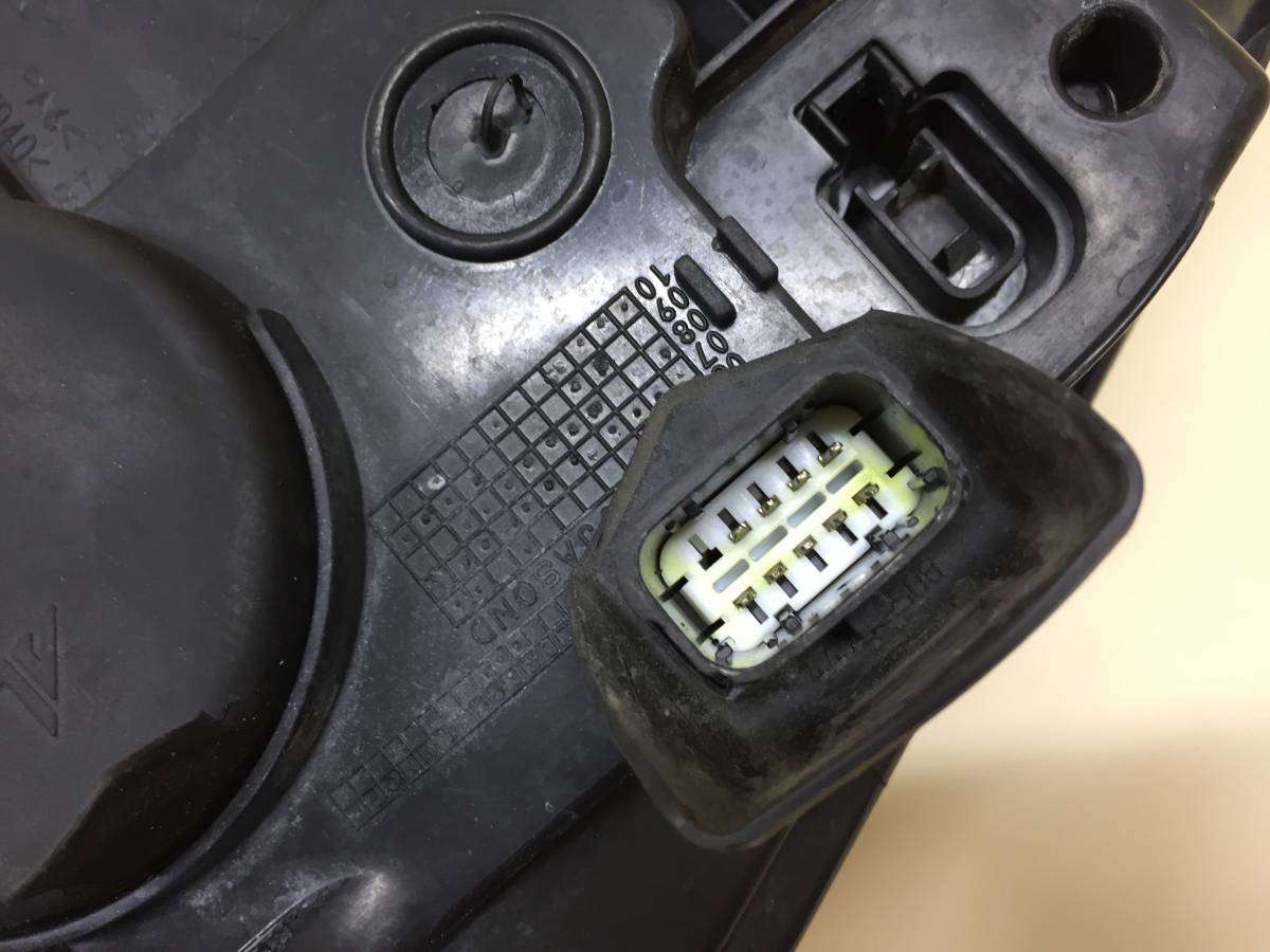 Фара правая Peugeot 308 2007>