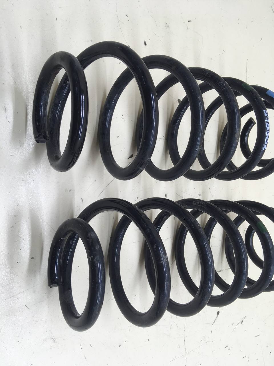 Пружина задняя Toyota Corolla E150 2006-2013 Пружина задняя Toyota Corolla E150 2006-2013