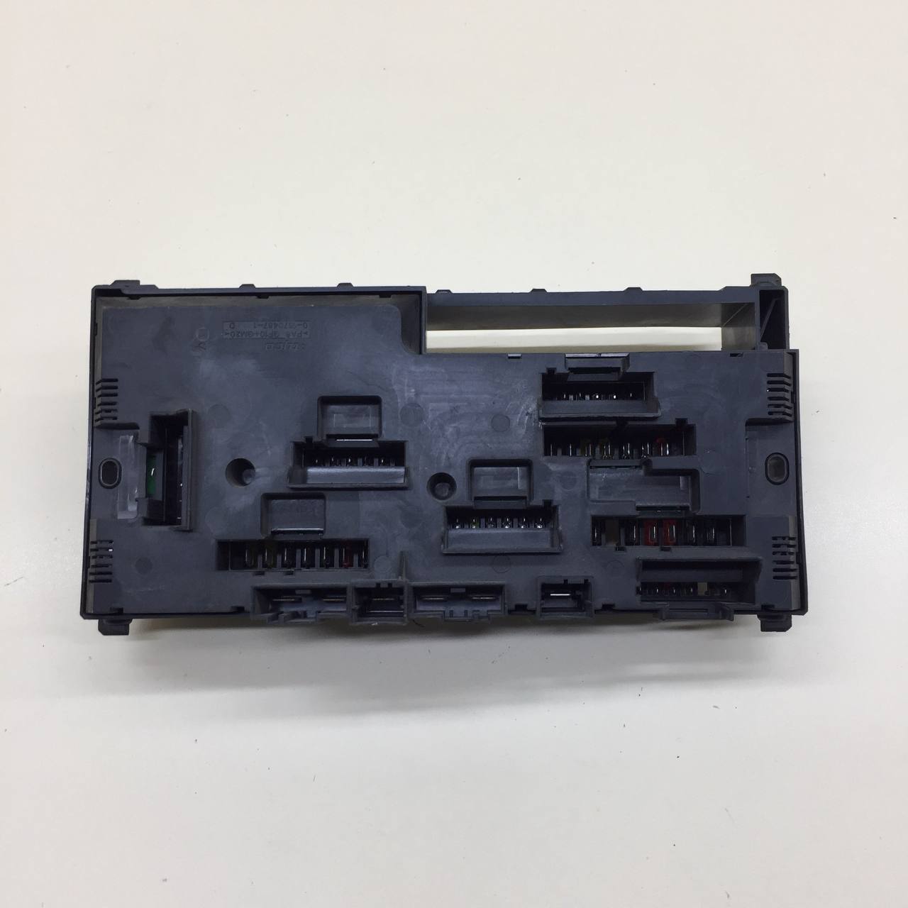 Блок предохранителей BMW 7-Series F01,F02  2008-2015