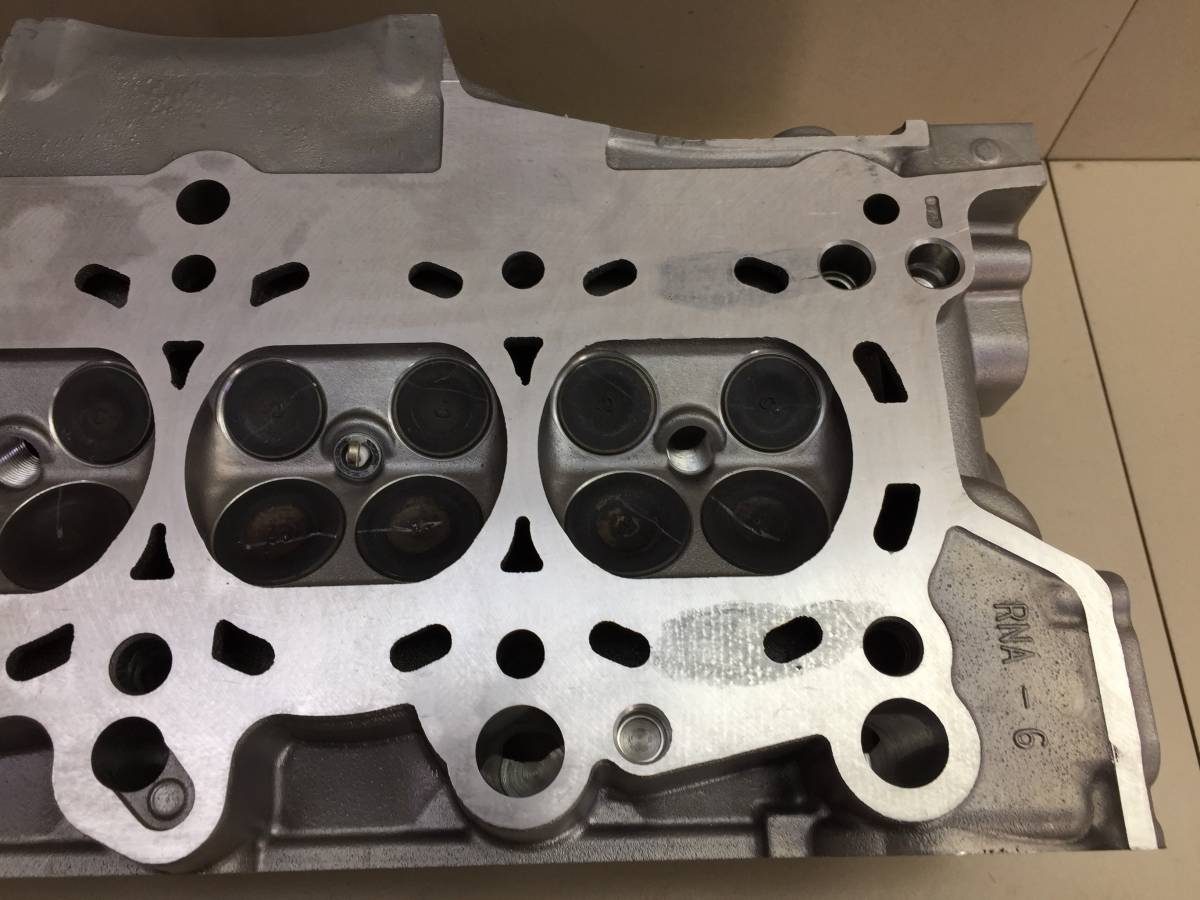 Головка блока цилиндров Honda Civic 4D 2006-2012