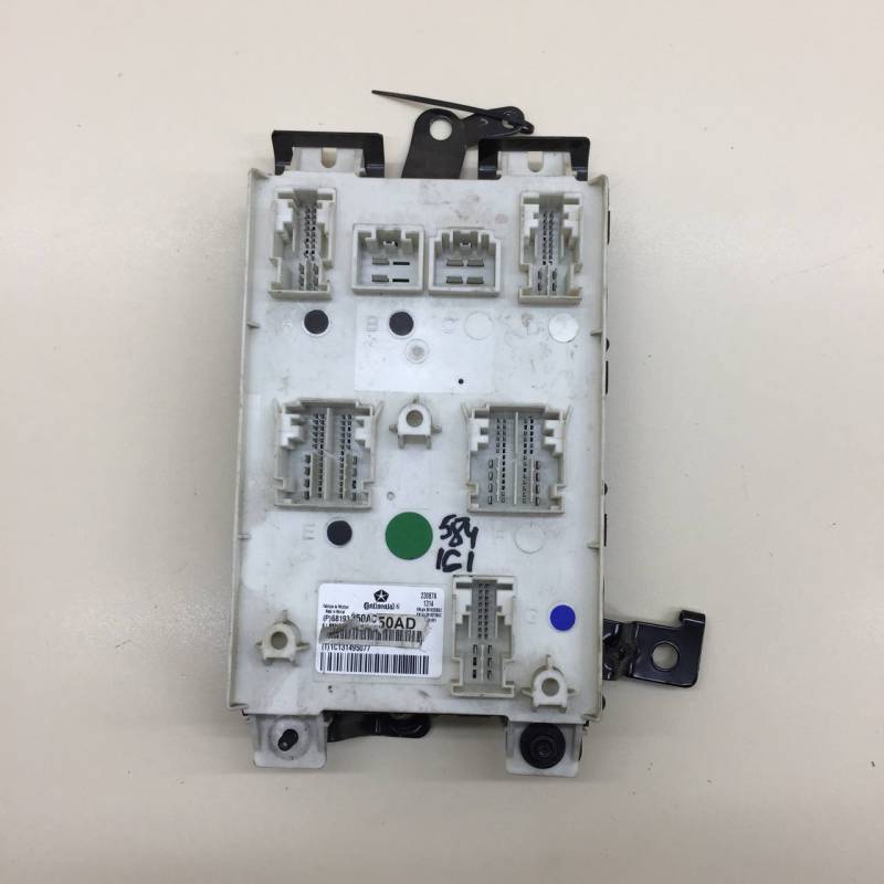 Блок комфорта Jeep Grand Cherokee (WK2) 2010>