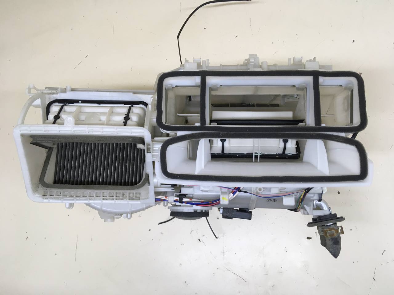 Корпус отопителя Toyota Corolla E150 2006-2013