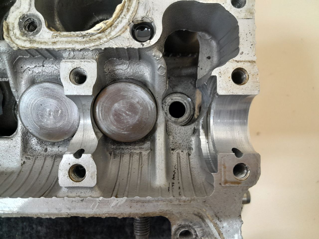 Головка блока цилиндров Mazda Mazda 3 (BK) 2002-2009 Головка блока цилиндров Mazda Mazda 3 (BK) 2002-2009