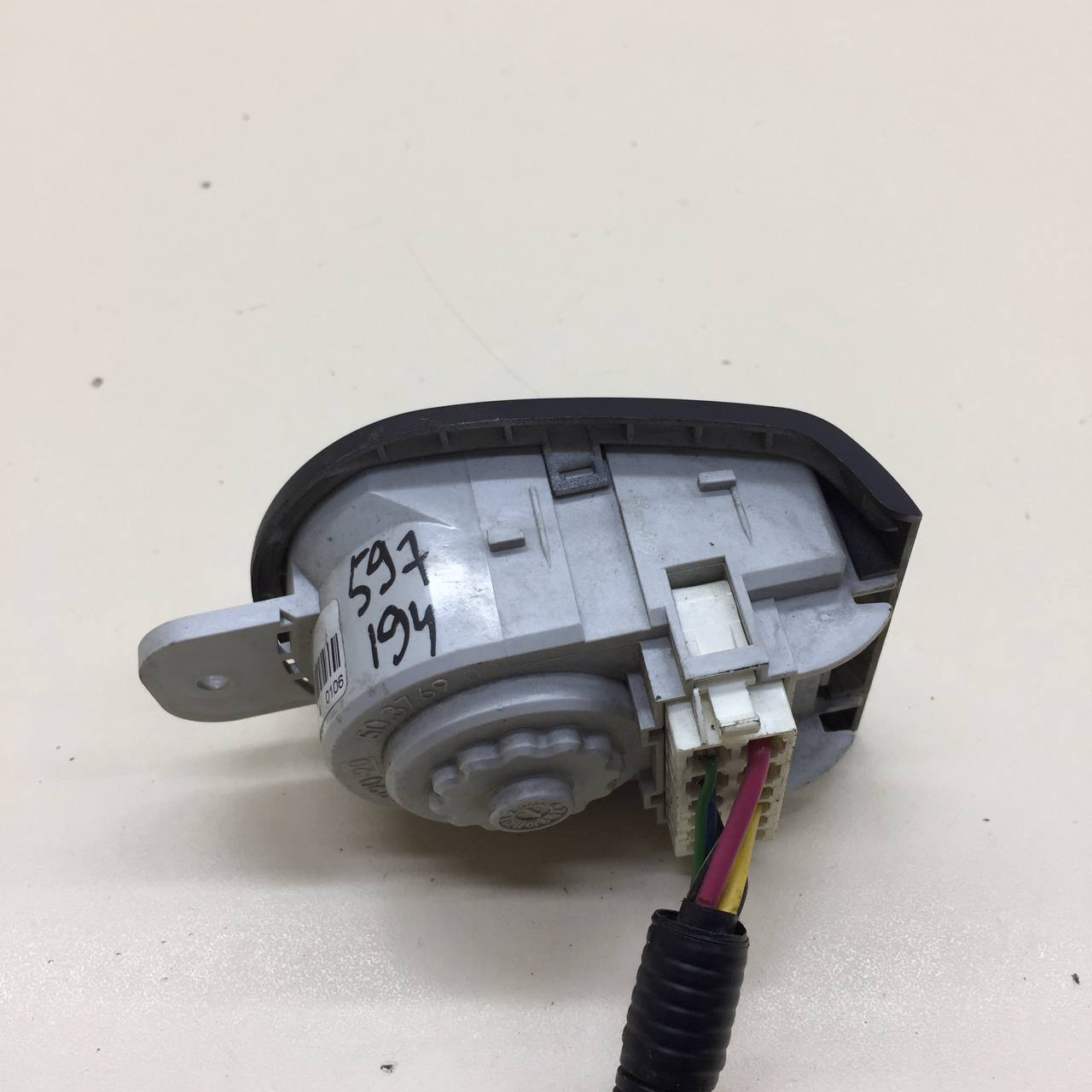 Переключатель света фар Lada Granta 2011>