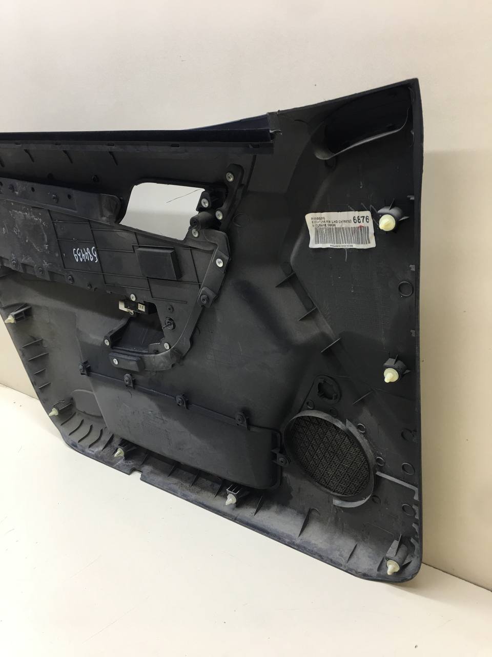 Обшивка двери передней правой Chevrolet Aveo T250 2005-2011