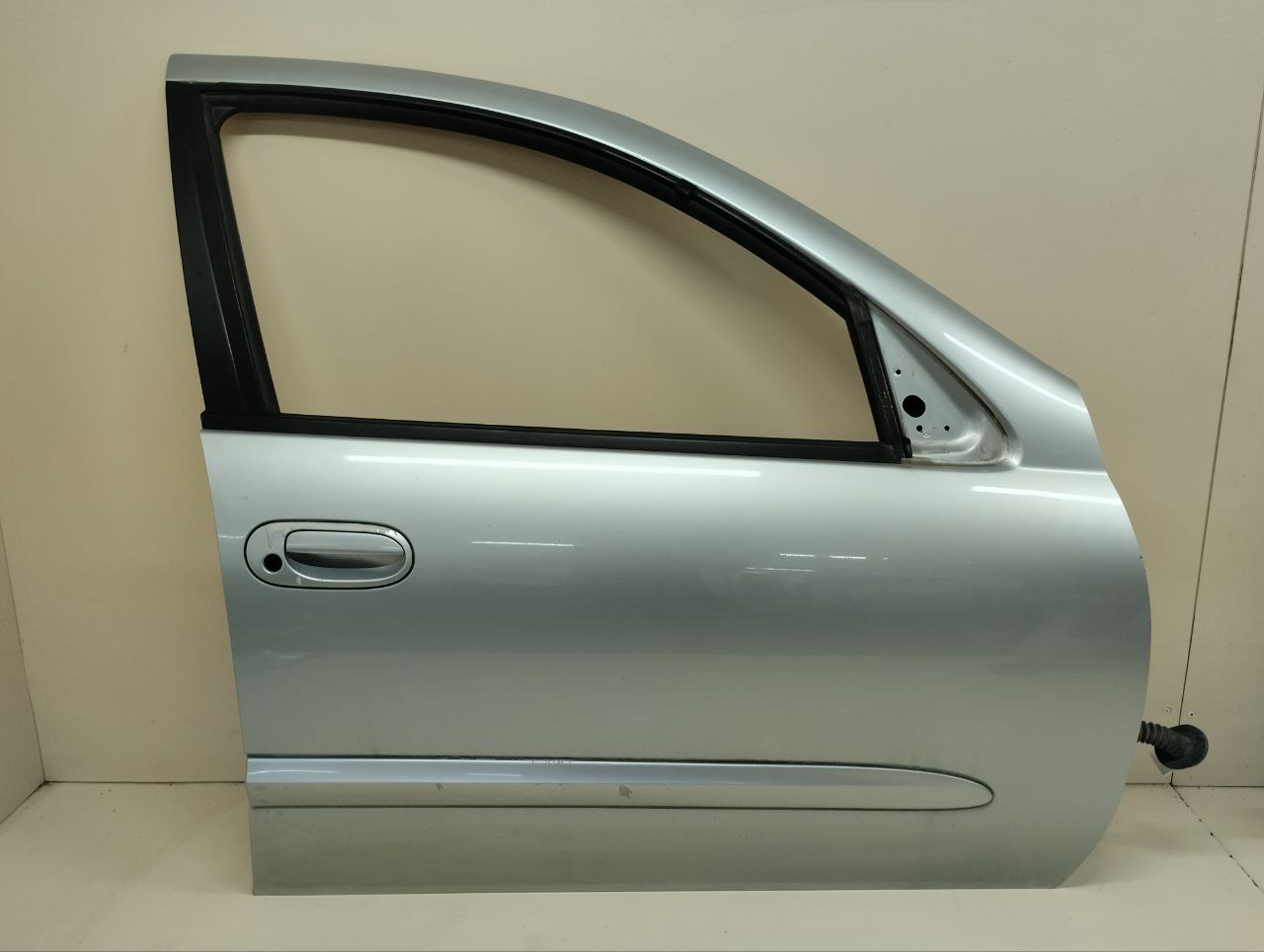 Дверь передняя правая Nissan Almera Classic (B10) 2006-2013