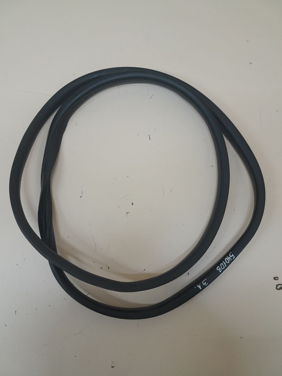 Уплотнитель проема двери задней левой Lada Vesta 2015>