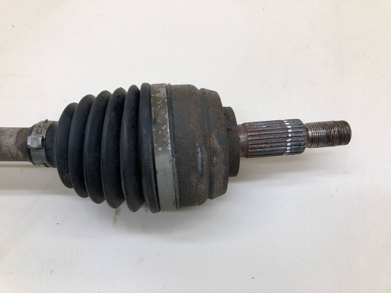 Полуось передняя левая Renault Duster (HSA, HSM) 2012> Полуось передняя левая Renault Duster (HSA, HSM) 2012>
